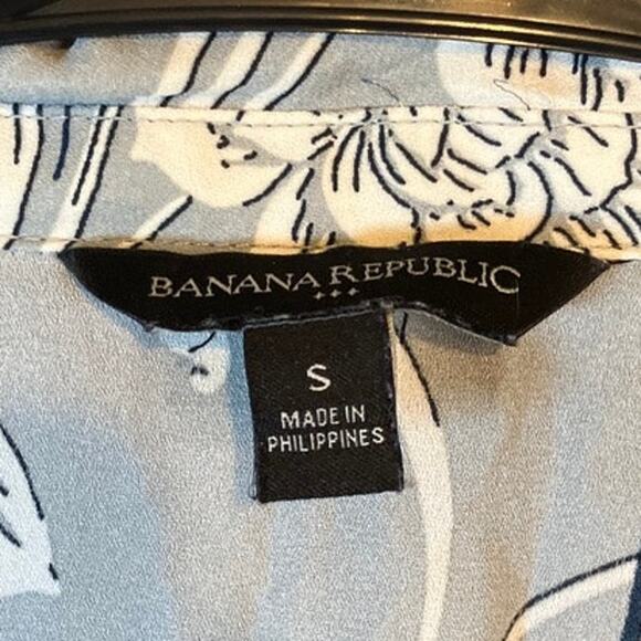 Banana Republic Womens Blouse Gray Blue Floral V Neck Collared Long Sleeve Small - Picture 4 of 11